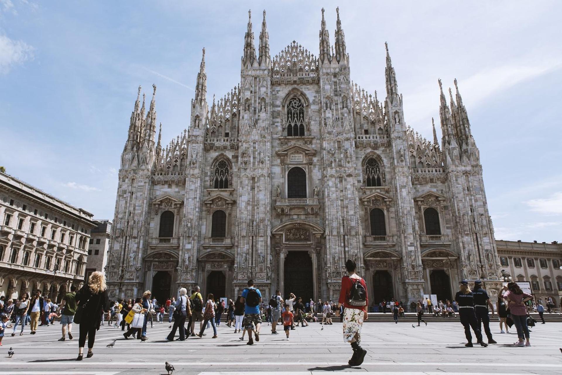 Hl Suite - Duomo, Galleria Unione 5 Милан Экстерьер фото
